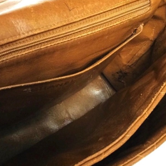 More Pictures- Chanel Quilted Caviar Flap CC Bag - Picture 3 of 8